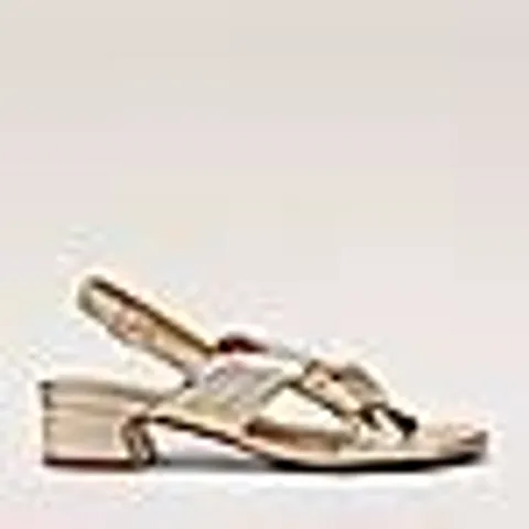 BOXED PAIR OF MODA IN PELLE LEATHER MACARENA SANDALS - GOLD - UK SIZE 7