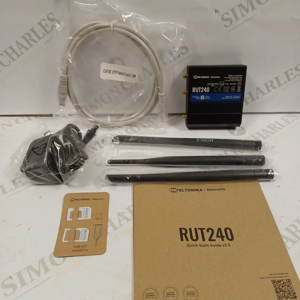 TELTONIKA RUT240 ROUTER 