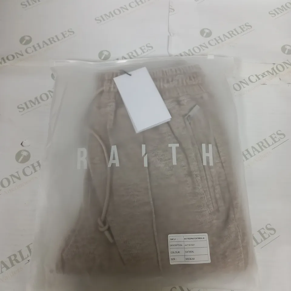 BAGGED RAITH KNITTED PANTS SIZE M