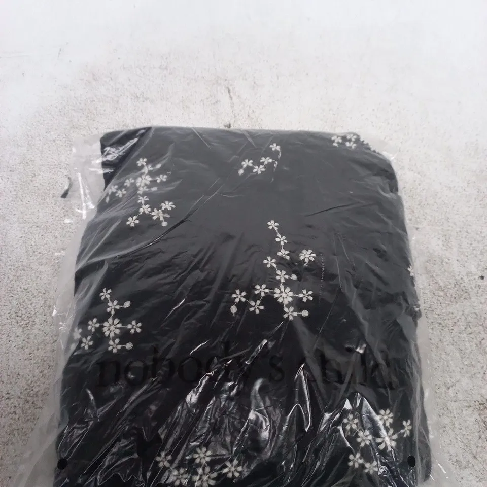 NOBODYS CHILD BLACK DRESS SIZE UNSPECIFIED 