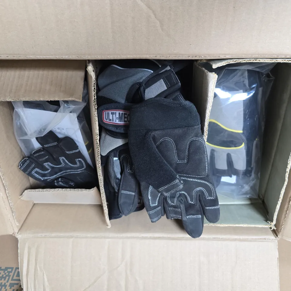 BOX OF WORK GLOVES IN VARIOUS SIZES 