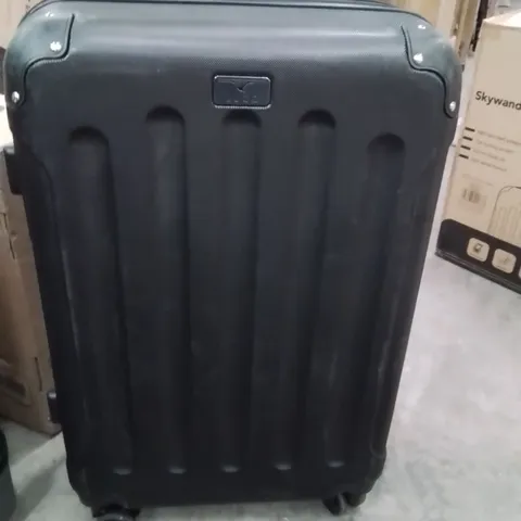 LUGG TRAVEL SUITCASE BLACK 