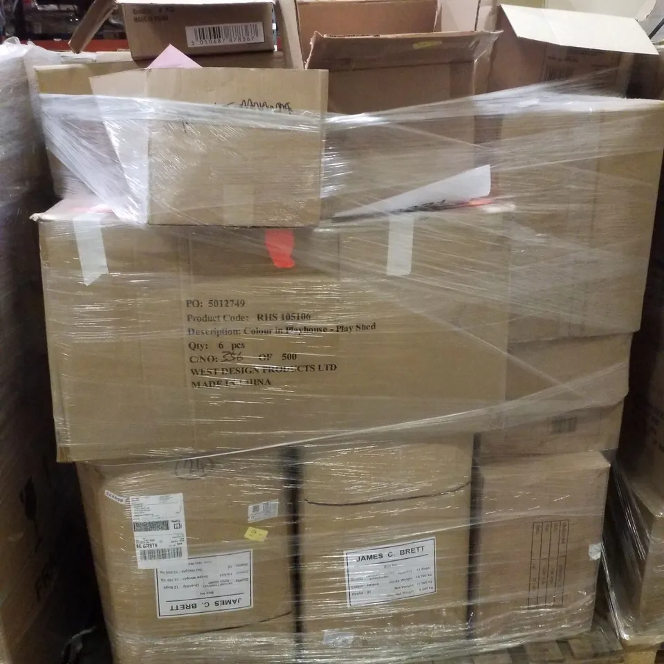 PALLET CONTAINING ASSORTED HALLOWEEN DECORATIONS INCLUDING WIRE EDGE RIBBONS, SILICONE MOULDS, PAPER BAGS, PAPER MACHE PUMPKINS & DISCO PUMPKINS