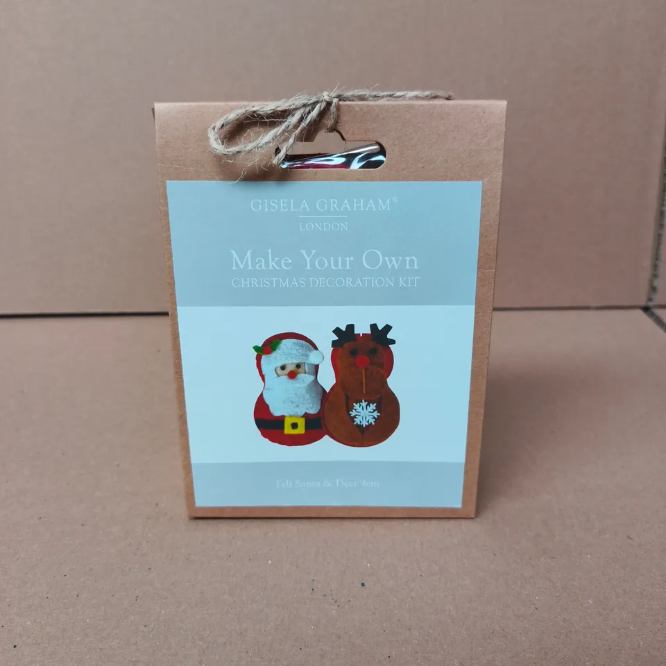 APPROXIMATELY 72 GISELA GRAHAM MAKE YOUR OWN CHRISTMAS DECORATION KITS (FELT SANTA & DEER 9CM)