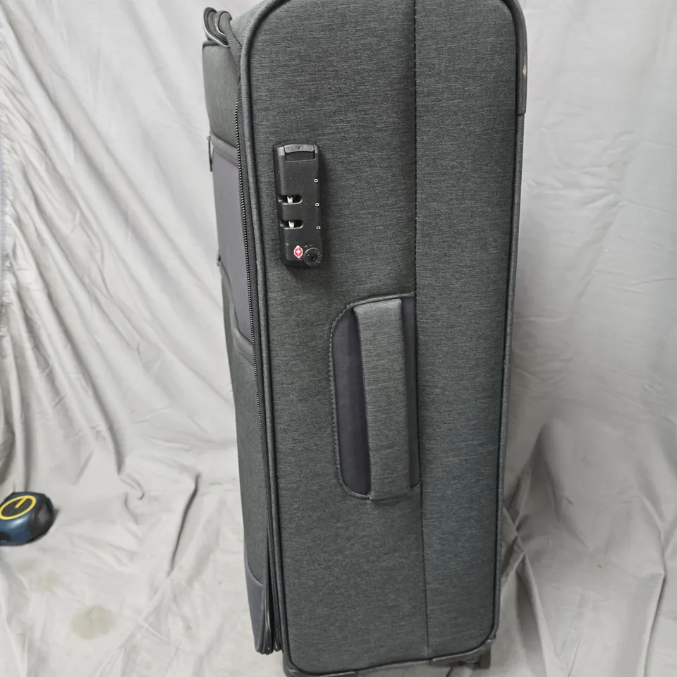 BRITISH TRAVELLER SOFT-SIDED WHEELED SUITCASE – DARK GREEN