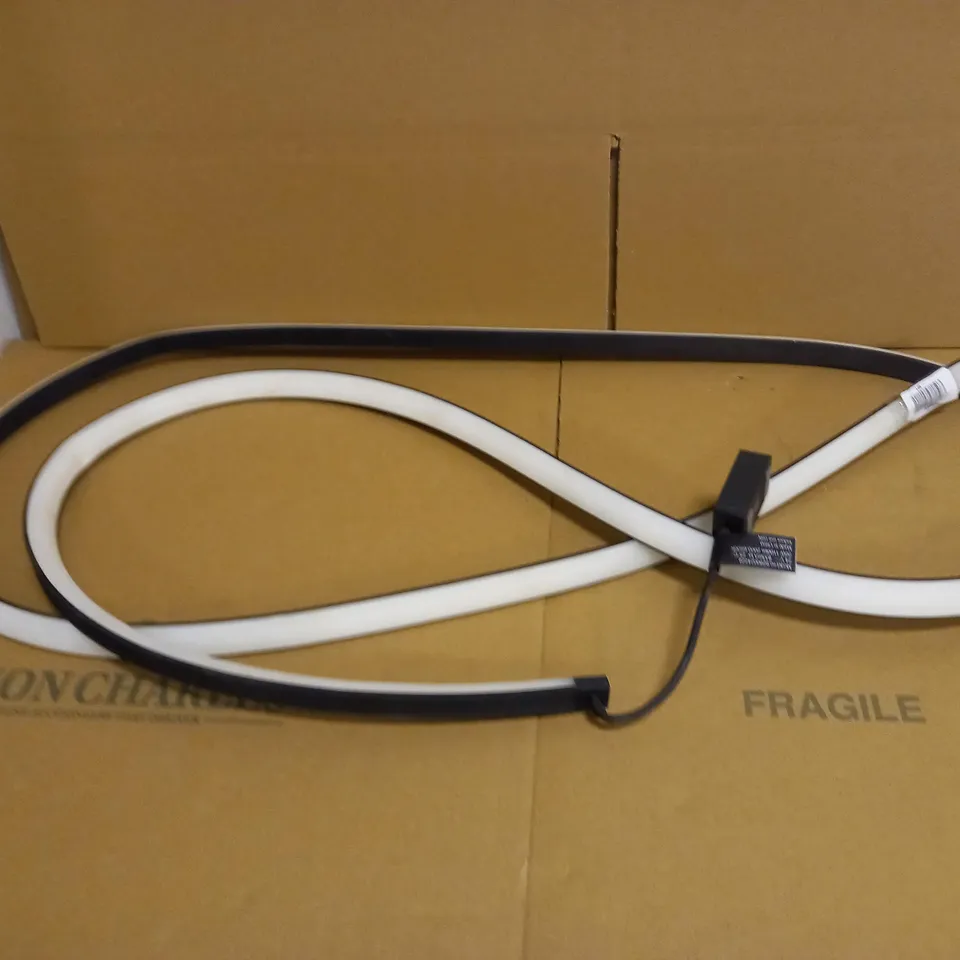 LED LIGHT STRIP