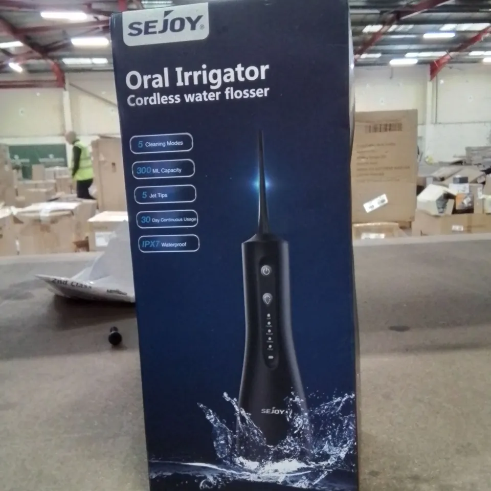 BOXED SEEJOY ORAL IRRIGATOR 
