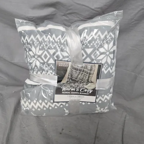 CELE BRIGHT WARM & COSY NORDIC SHERPA BLANKET (130X180CM0 - GREY
