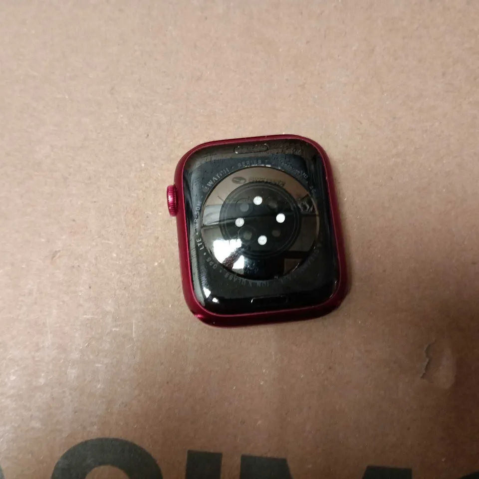 APPLE WATCH SERIES 7 (PRODUCT) RED
