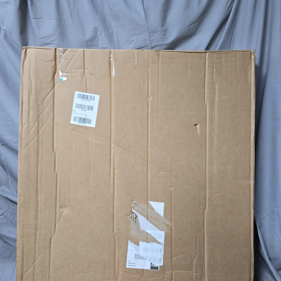 BOXED PRE LIT CHRISTMAS WREATH WITH GREEN BERRIES AND PINECONES - 90 CM