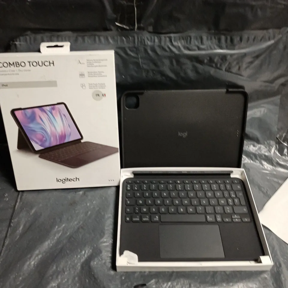 LOGITECH COMBO TOUCH KEYBOARD CASE FOR IPAD – BLACK FRENCH KEYBOARD