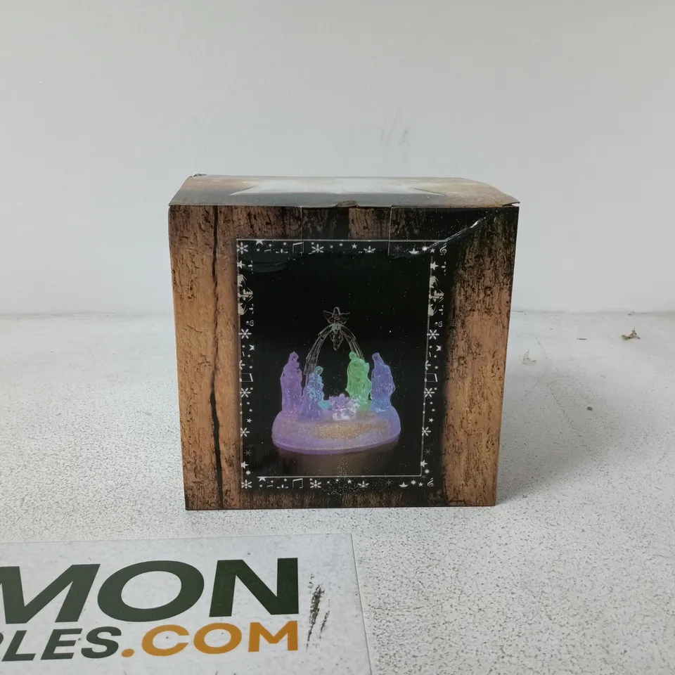 DECORATIVE CHRISTMAS LIGHT UP ORNAMENT BOXED