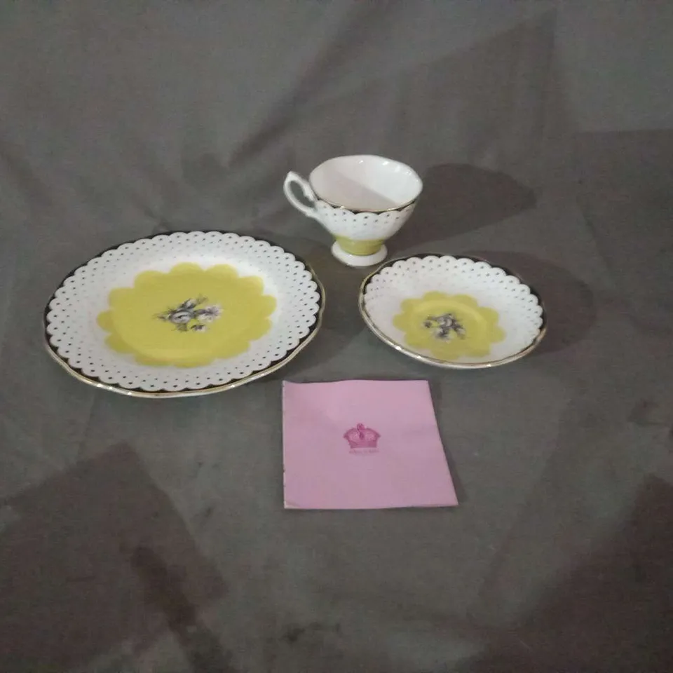 BOXED ROYAL ALBERT 1920- WANDA 100 YEARS TEACUP, SAUCER AND 20CM PLATE