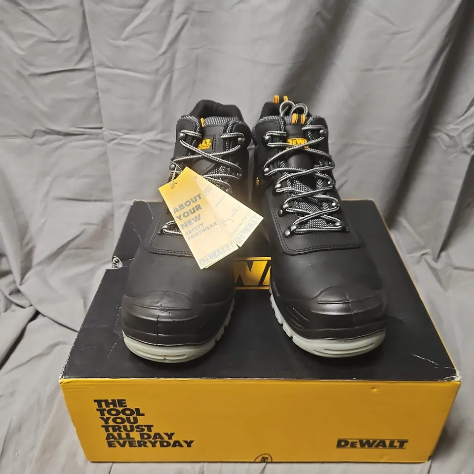 BOXED DEWALT LASER BLACK SAFETY BOOTS – UK 8 (EU 42) – STEEL TOE & PLATE