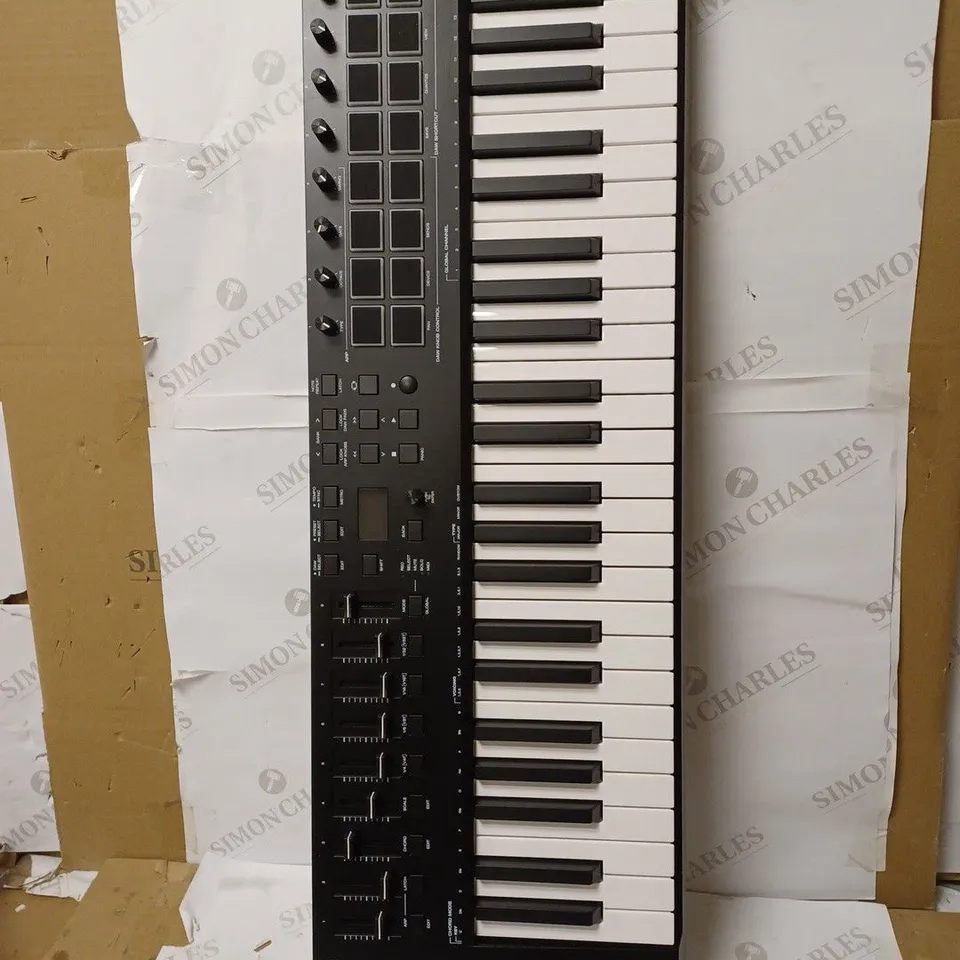 M-AUDIO OXYGEN PRO 49 – 49 KEY USB MIDI KEYBOARD CONTROLLER