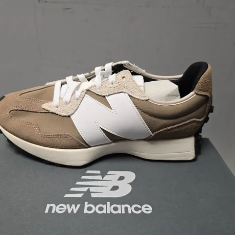BOXED NEW BALANCE U327SBC SIZE 8