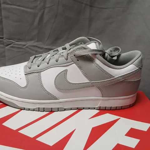 NIKE DUNK LOW RETRO TRAINERS – WHITE/SMOKE GREY, UK 9 (EU 44)