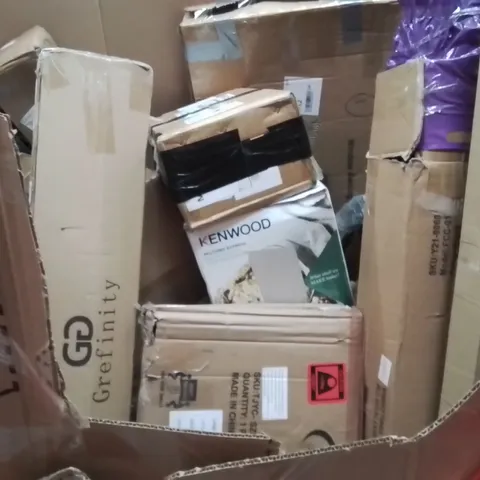 PALLET OF ASSORTED HOUSEHOLD GOODS AND PRODUCTS TO INCLUDE;PARASOL BASE,SAND FILTER PUMP,ALL IN 1 FOOD PROCESSOR