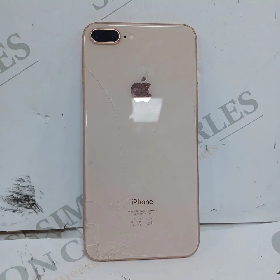 UNBOXED IPHONE 8 PLUS IN ROSE GOLD 