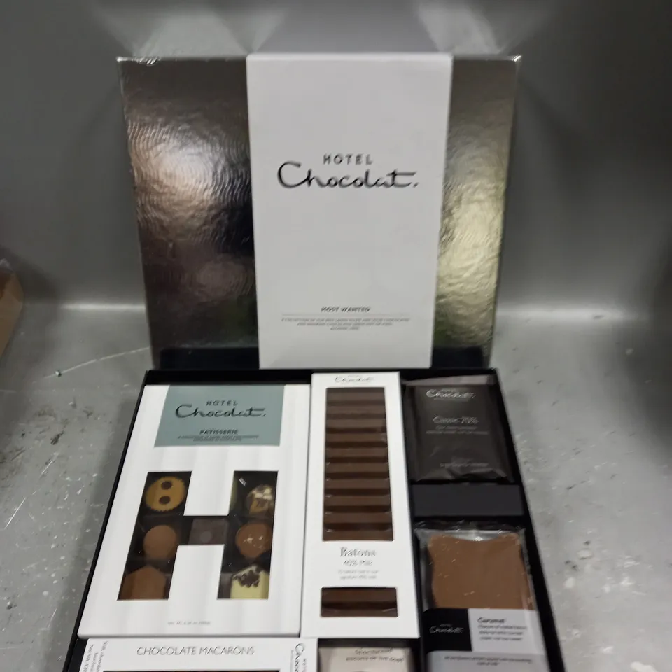 BOXED HOTEL CHOCOLAT MOST WANTED COLLECTION 591G