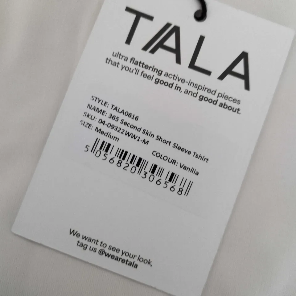 TALA 365 SECOND SKIN SHORT SLEEVE T‑SHIRT – VANILLA, UK MEDIUM