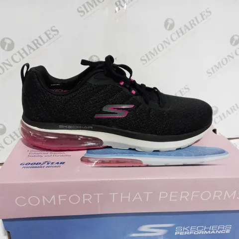 SKECHERS WOMEN'S GO WALK AIR 2.0-QUICK BREEZE SNEAKER - UK SIZE 7