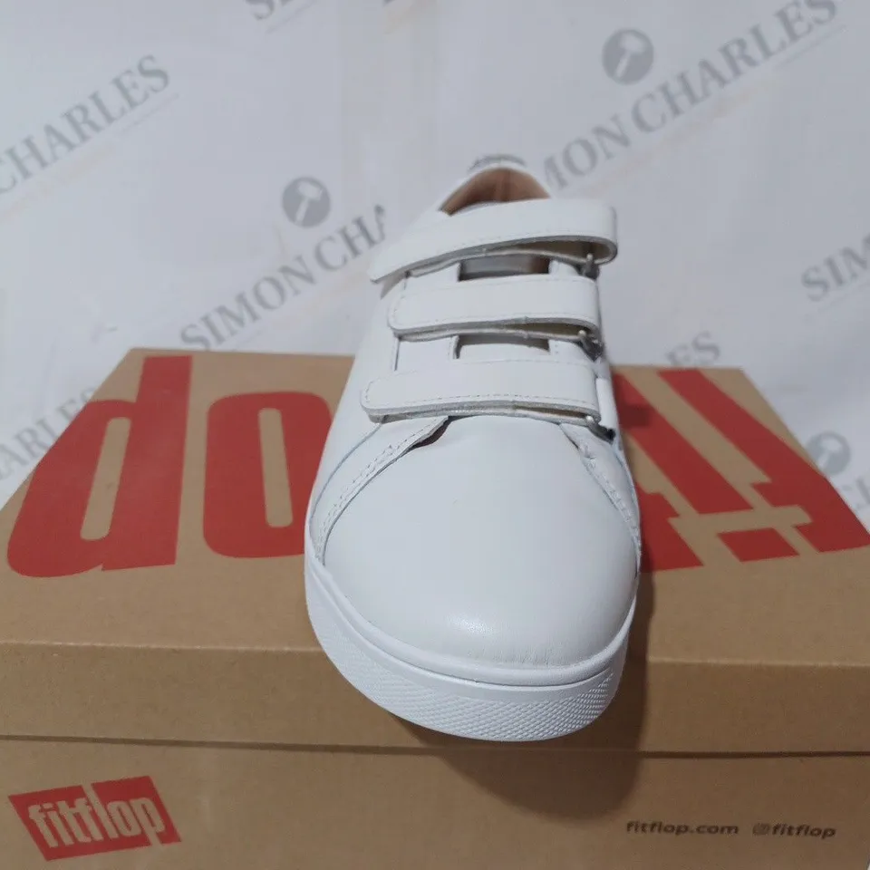 BOXED FITFLOP RALLY METALLIC BACK LEATHER STRAP SNEAKERS - UK 7