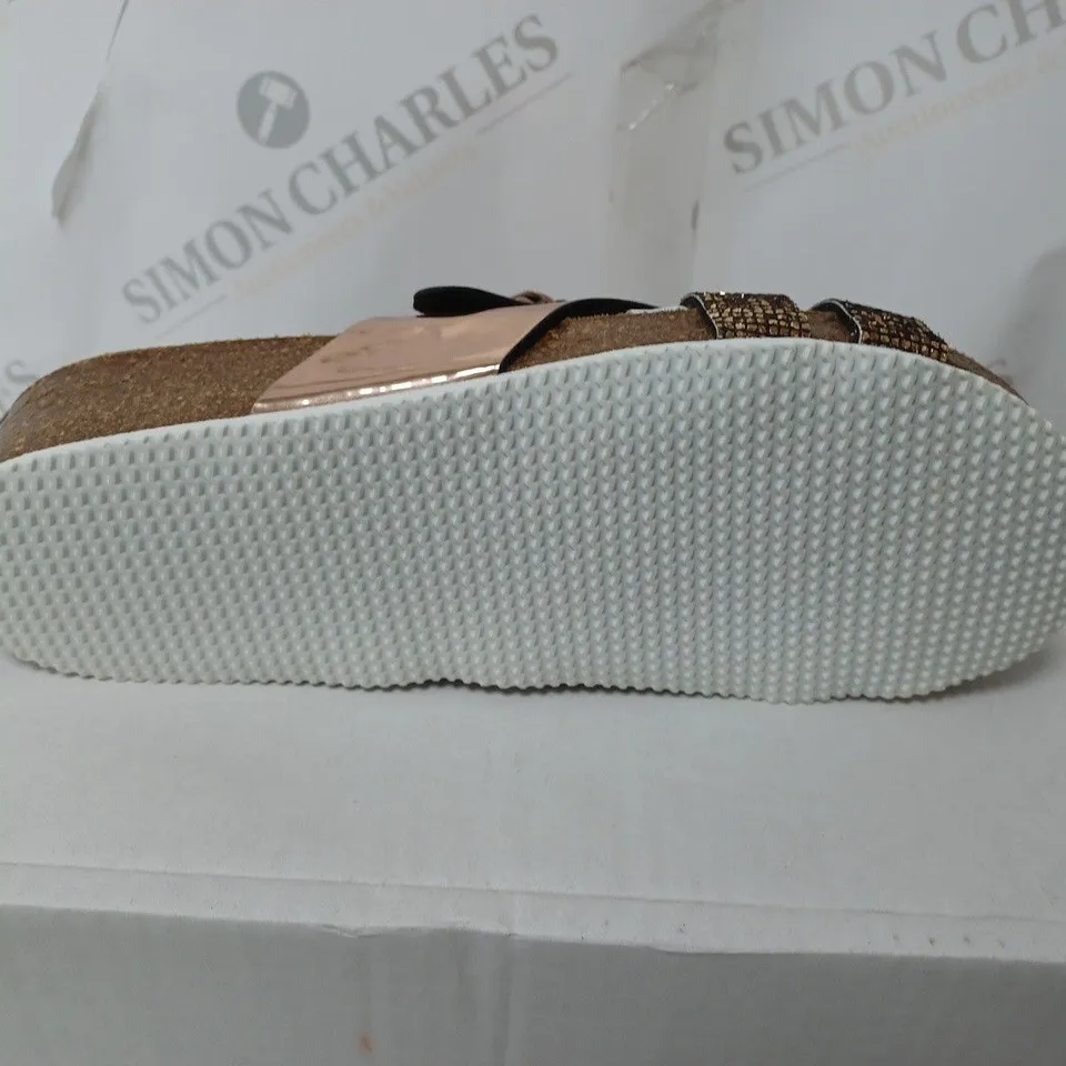 BONOVA ROSE GOLD SANDALS SIZE 5