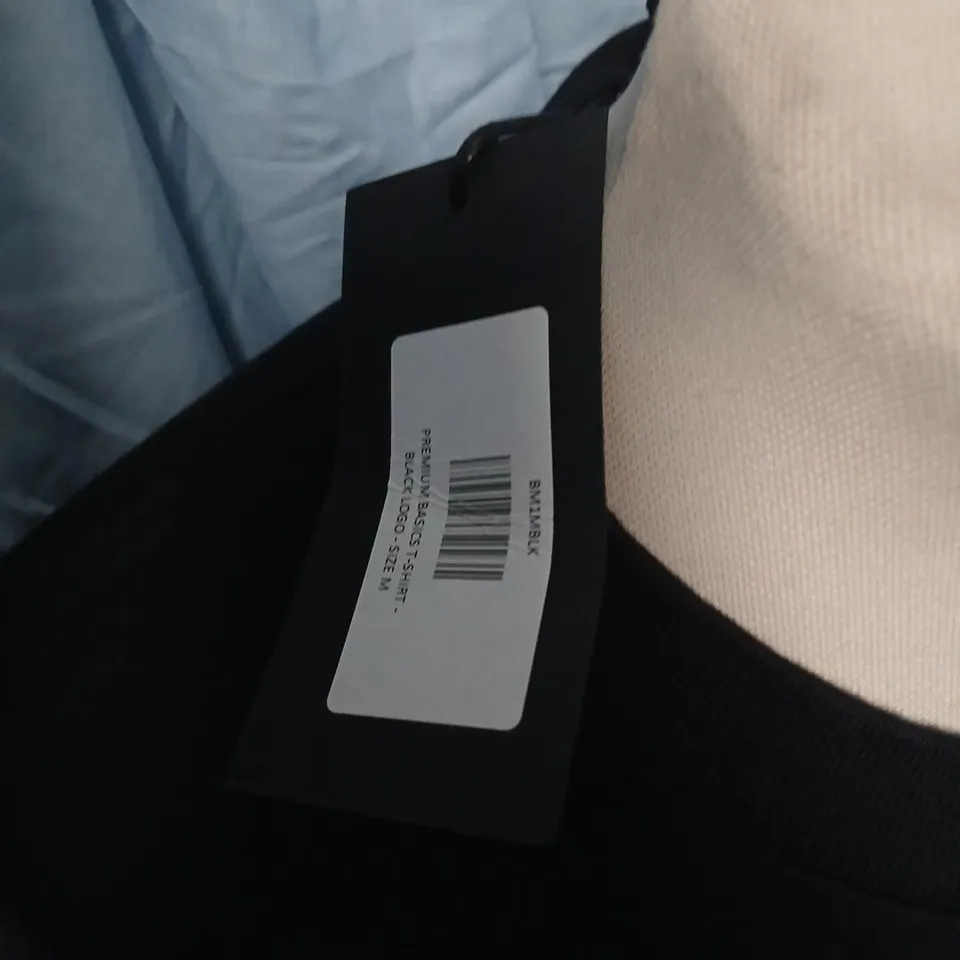 LEGEND BLACK T‑SHIRT – UK MEDIUM (SIZE M)