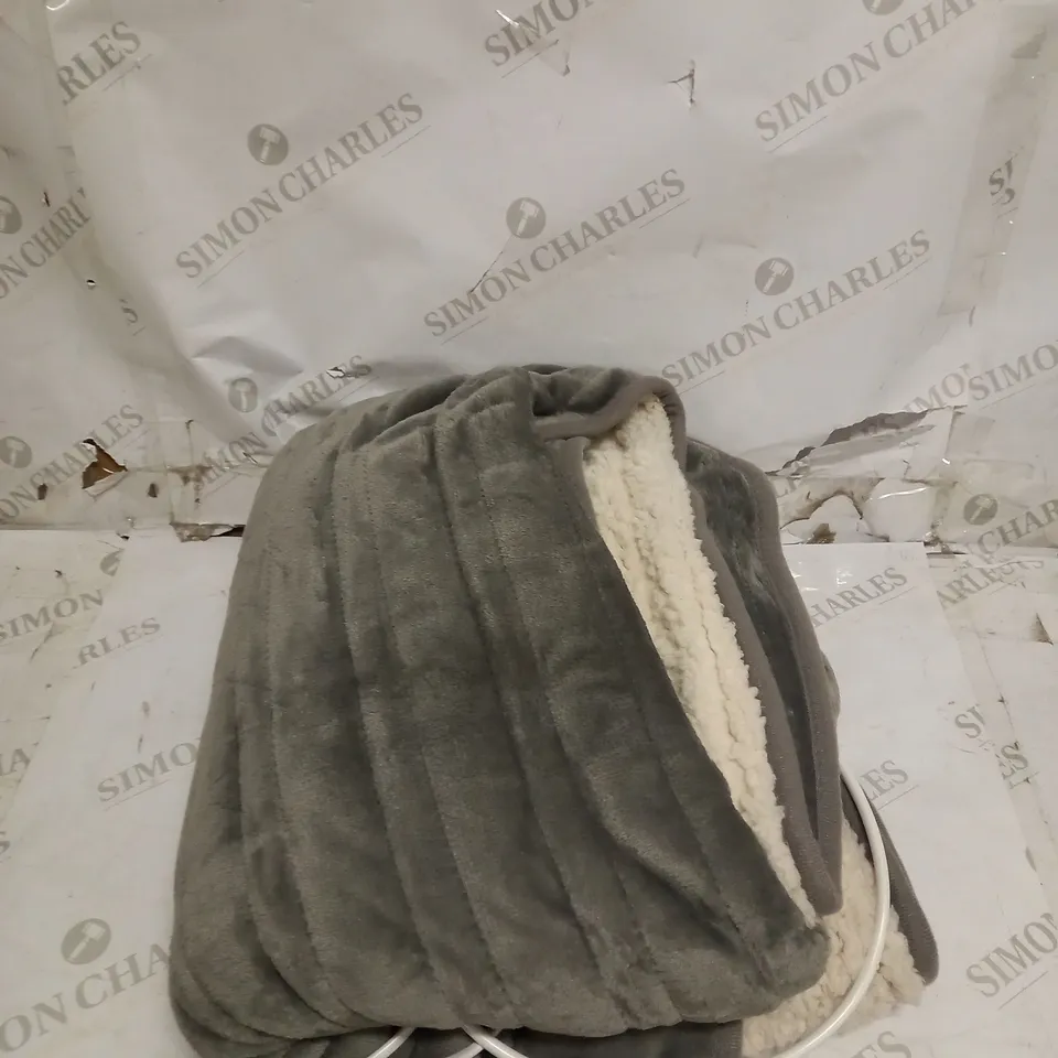 COZEE HOME OVERSIZED WRAP - SILVER / GREY