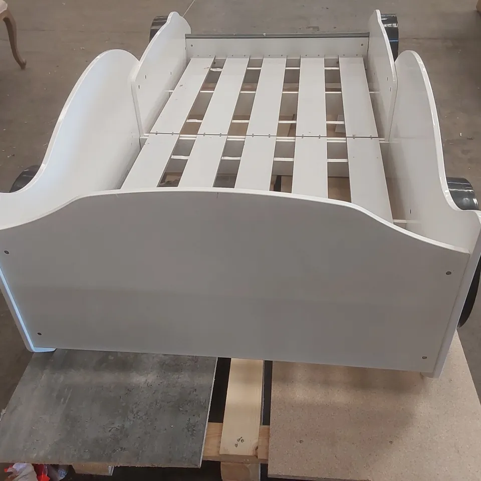 JULIAN BOWEN STORM RACER CAR BED IN WHITE & GREY