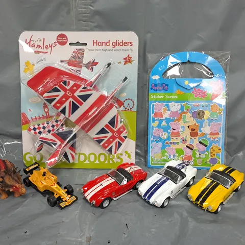 BOX OF APPROXIMATELY 20 ASSORTED TOYS AND GAMES TO INCLUDE HAND GLIDERS, PEPPA PIG STICKER SCENE, ETC - COLLECTION ONLY