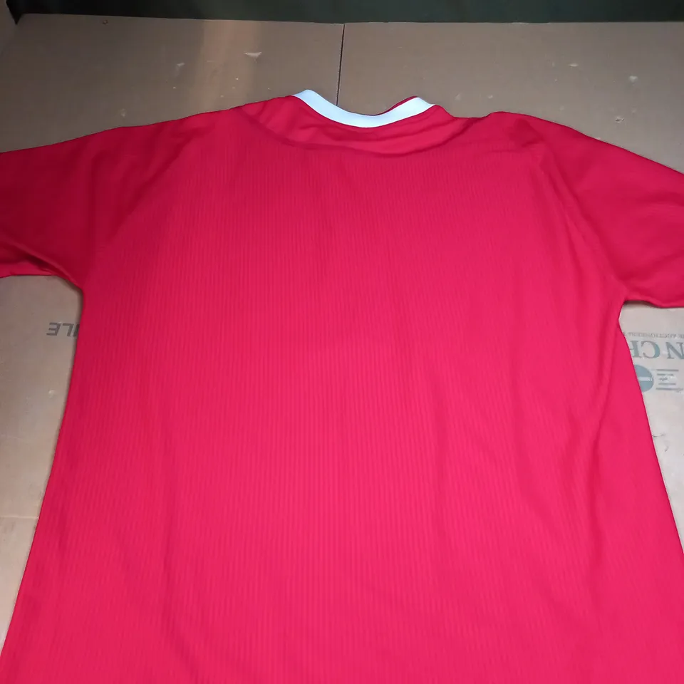LIVERPOOL FC HOME SHIRT SIZE 42/44