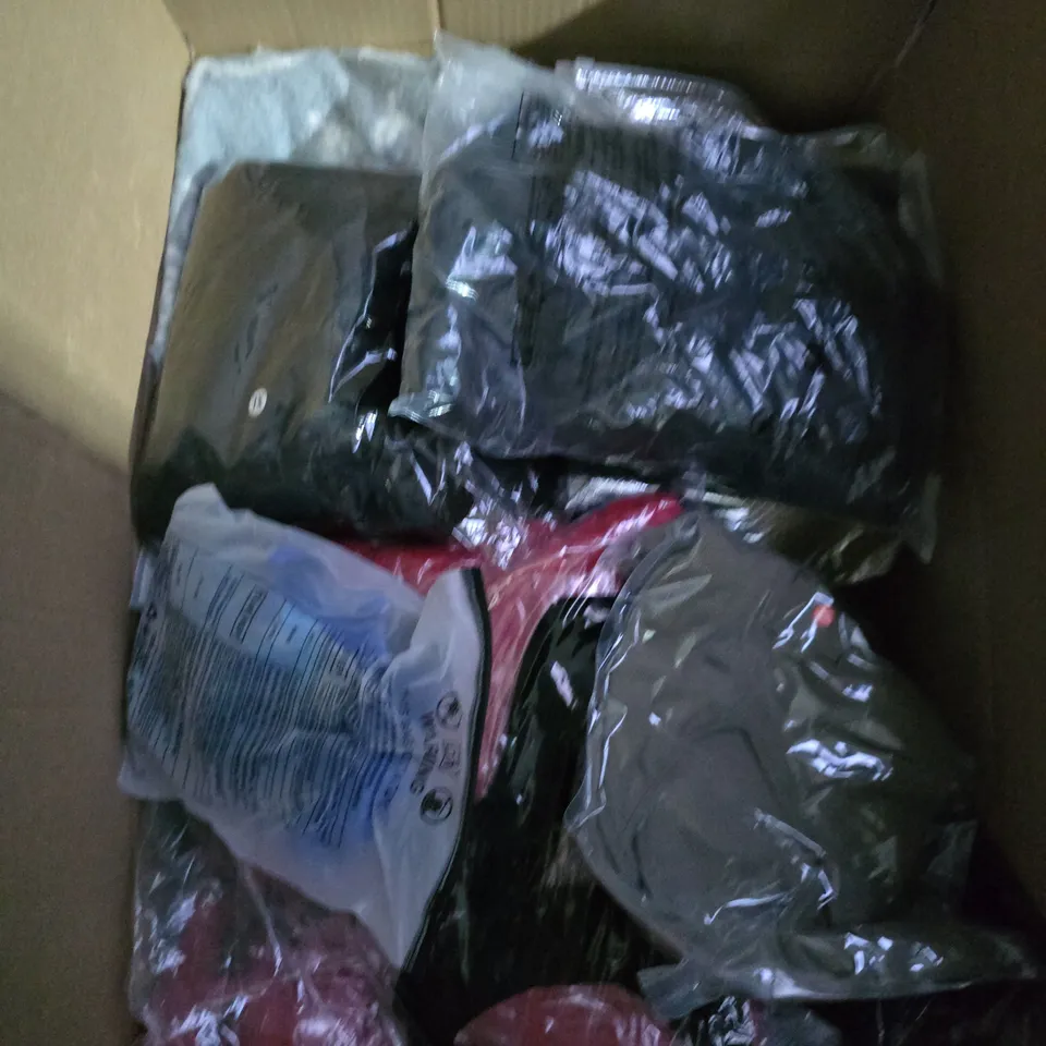 LARGE BOX OF APPROXIMATELY 25 ASSORTED CLOTHING ITEMS IN VARIOUS COLOURS, STYLES AND SIZES - COLLECTION ONLY