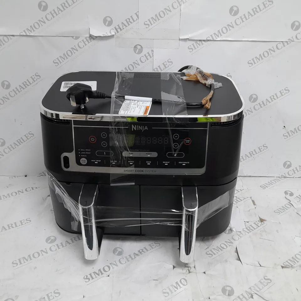 BOXED NINJA FOODI MAX DUALZONE AIR FRYER AF451UK
