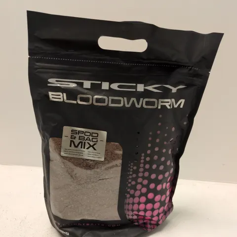 STICKY BLOODWORM SPOD & BAG MIX – 1KG ANGLING GROUNDBAIT