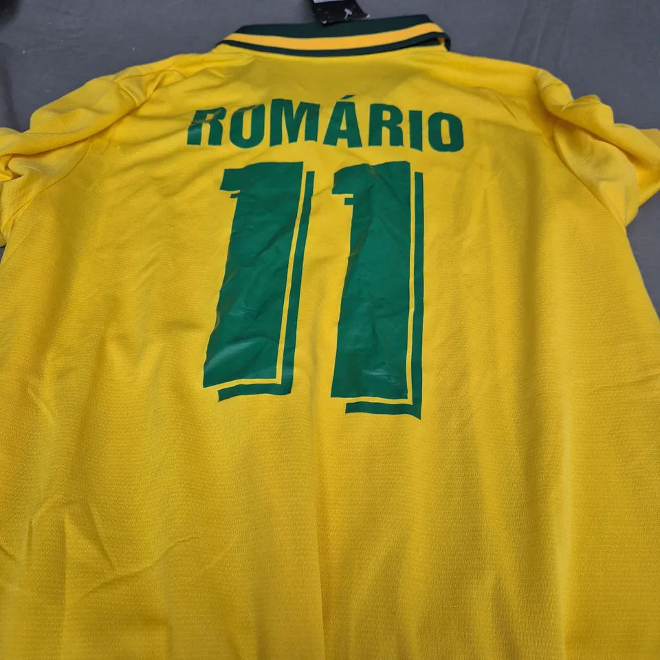 UMBRO BRAZIL FOOTBALL SHIRT - ROMARIO 11 - XL