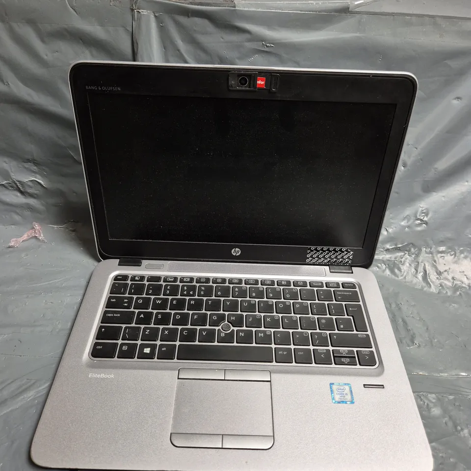 HP ELITEBOOK 820 G4