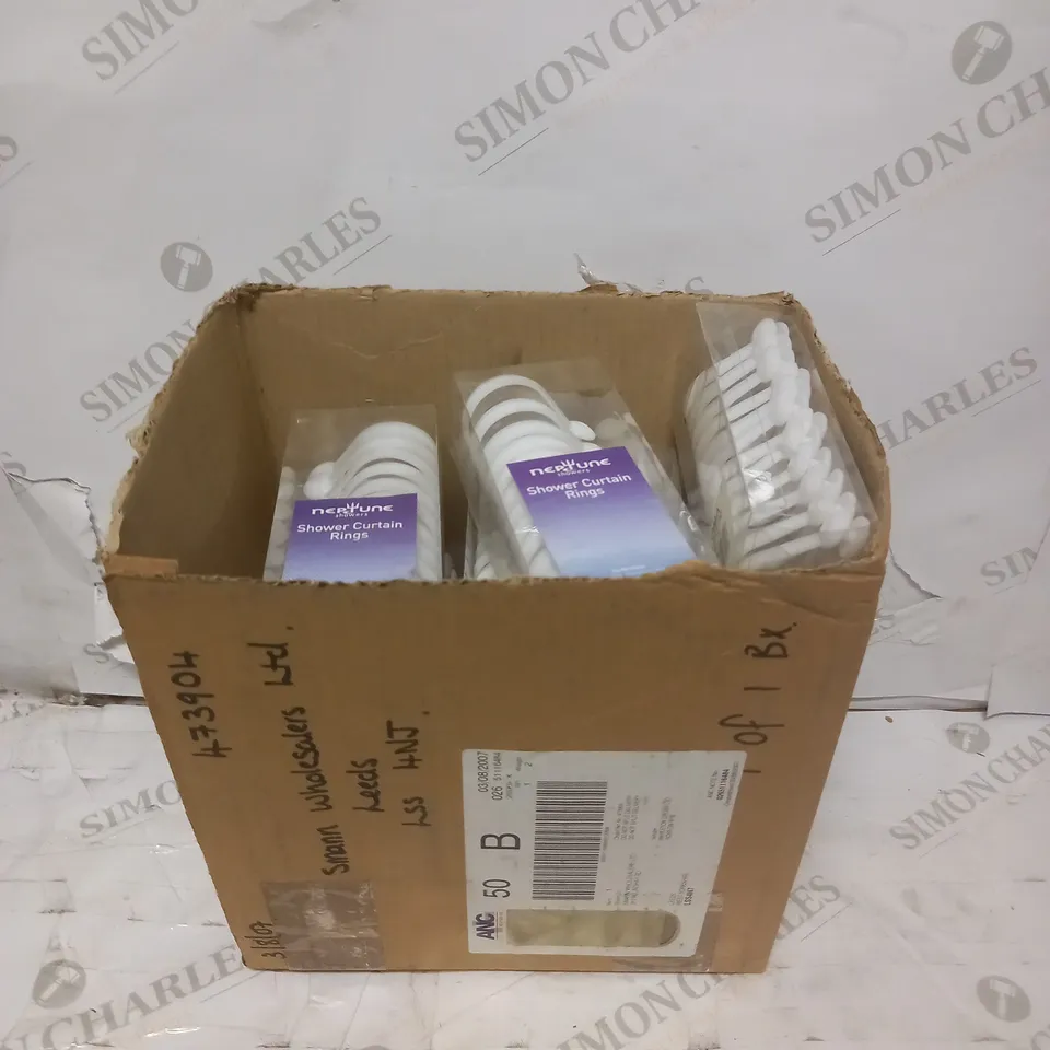 LOT TO CONTAIN APPROXIMATELY 14 X PACKS OF NEPTUNE PLASTIC SHOWER CURTAIN RINGS IN WHITE, 12 RINGS PER PACK 