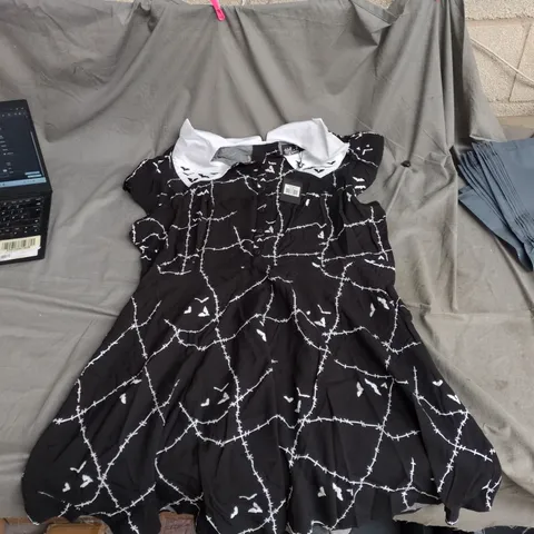 HELL BUNNY STITCHES MINI DRESS – BLACK/WHITE – SIZE 4XL