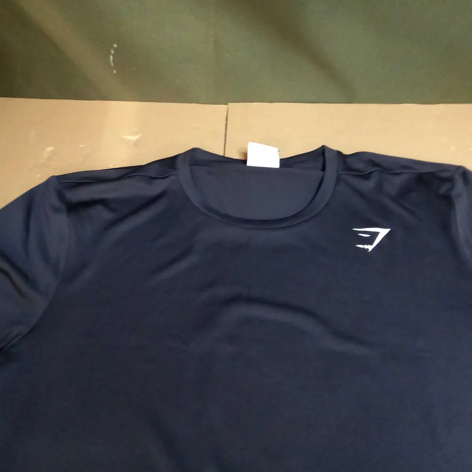 GYMSHARK TRAINING T-SHIRT SIZE XL