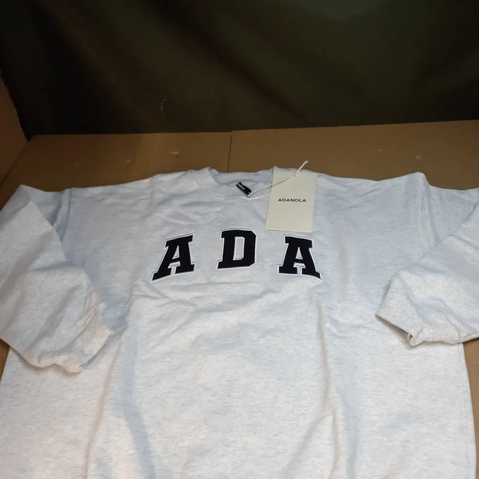 ADANOLA OVERSIZED SWEATSHIRT SIZE SMALL