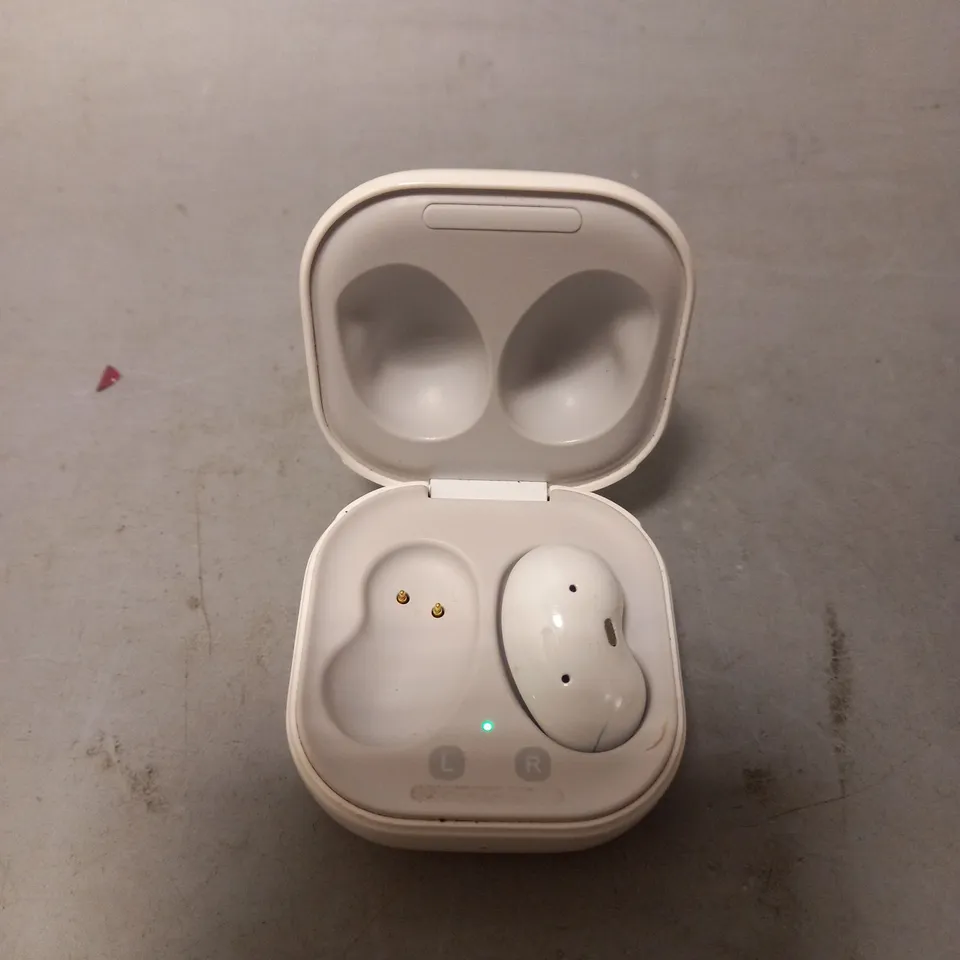 SAMSUNG GALAXY BUDS LIVE