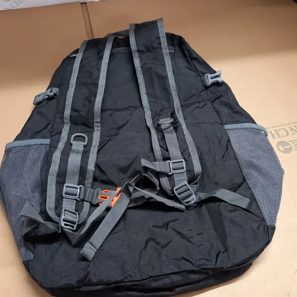 MAXTOP BLACK BACKPACK 