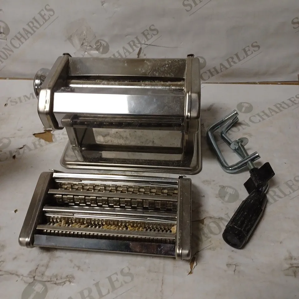 WORLD OF FLAVOURS PASTA MAKER, MANUAL PASTA MACHINE WITH 9 ADJUSTABLE THICKNESS