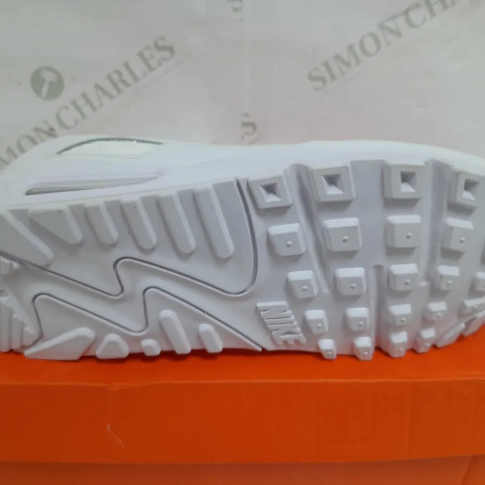 BOXED PAIR OF NIKE AIR MAX 90 IN WHITE - UK 7