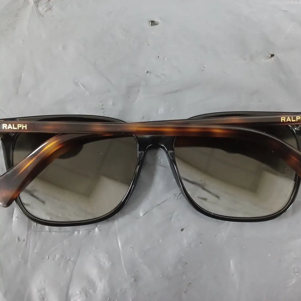 RALPH LAUREN SQUARE SUNGLASSES RRP £15.99