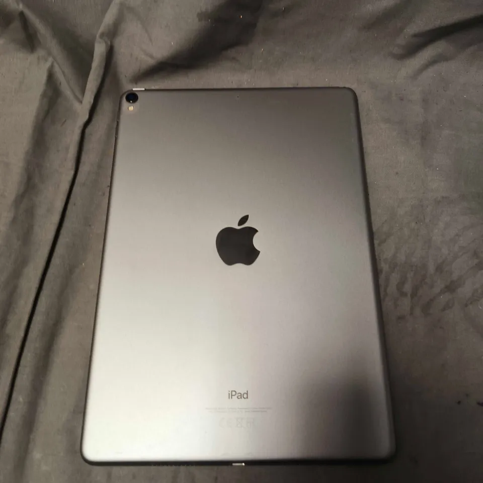 APPLE IPAD PRO TABLET - A1701
