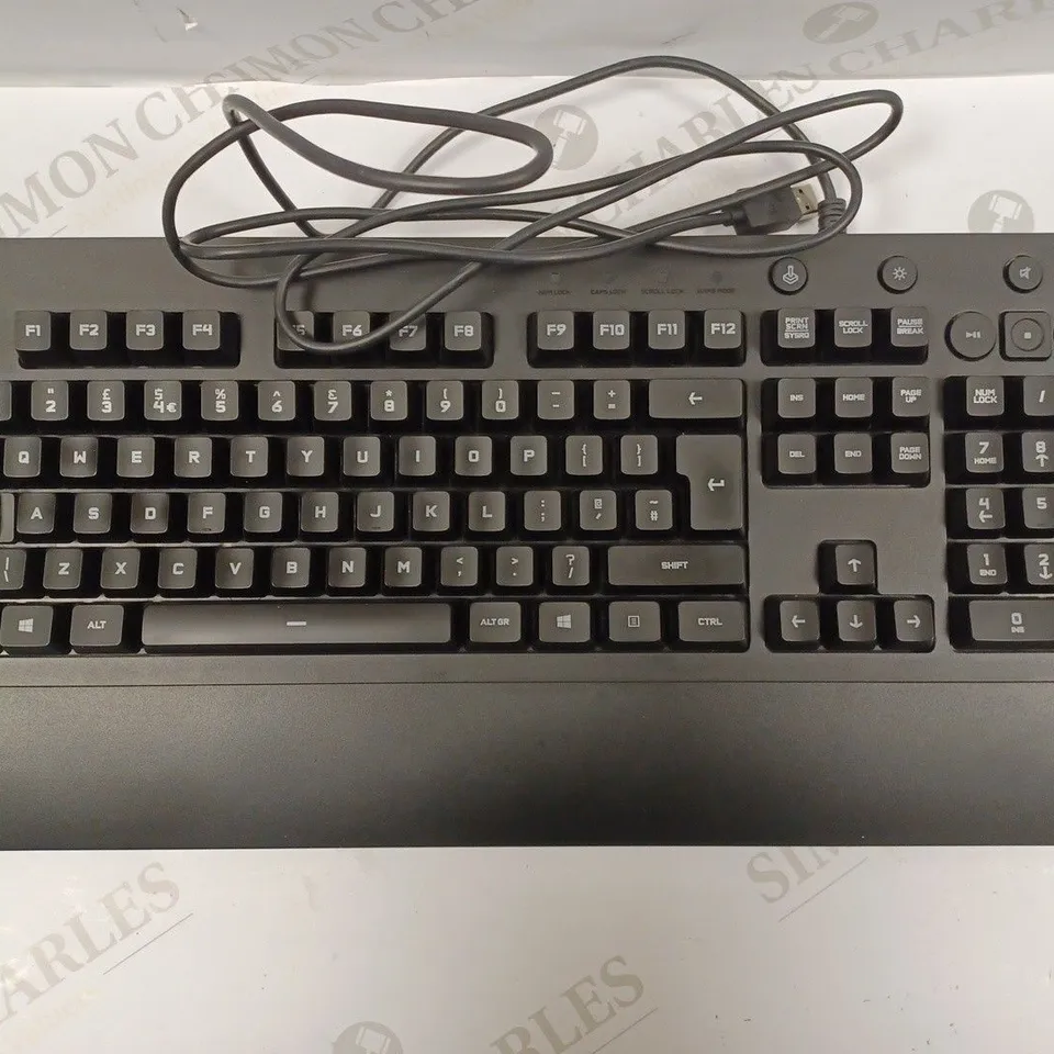 LOGITECH G213 PRODIGY KEYBOARD