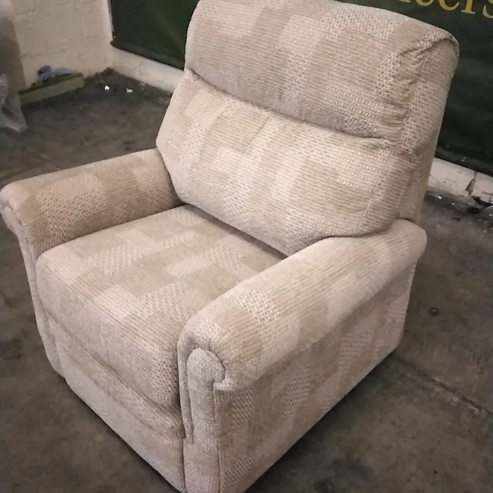 QUALITY BRITISH DESIGNED & MANUFACTURED G PLAN AVON 19 FARO SAND ARMCHAIR